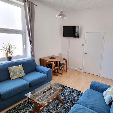Southsea Escape - Coastal Holiday Apartment - 2 Double Bedrooms Portsmouth Exterior photo